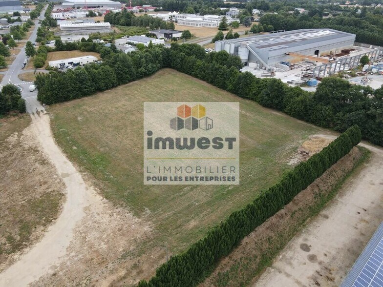 Land in Bourgbarré for sale - Building Photo - Image 2 of 7