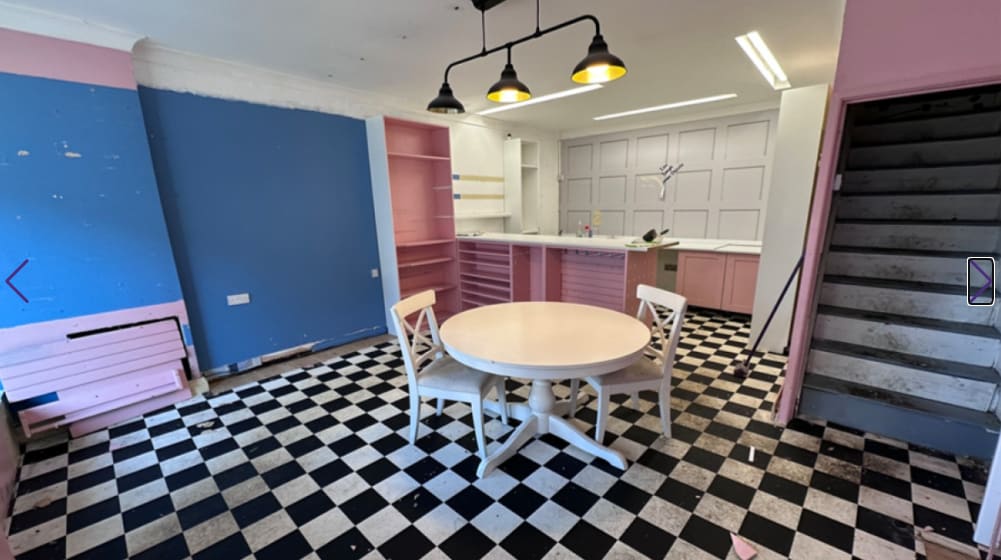 44-52 Town St, Pudsey for lease Interior Photo- Image 1 of 1