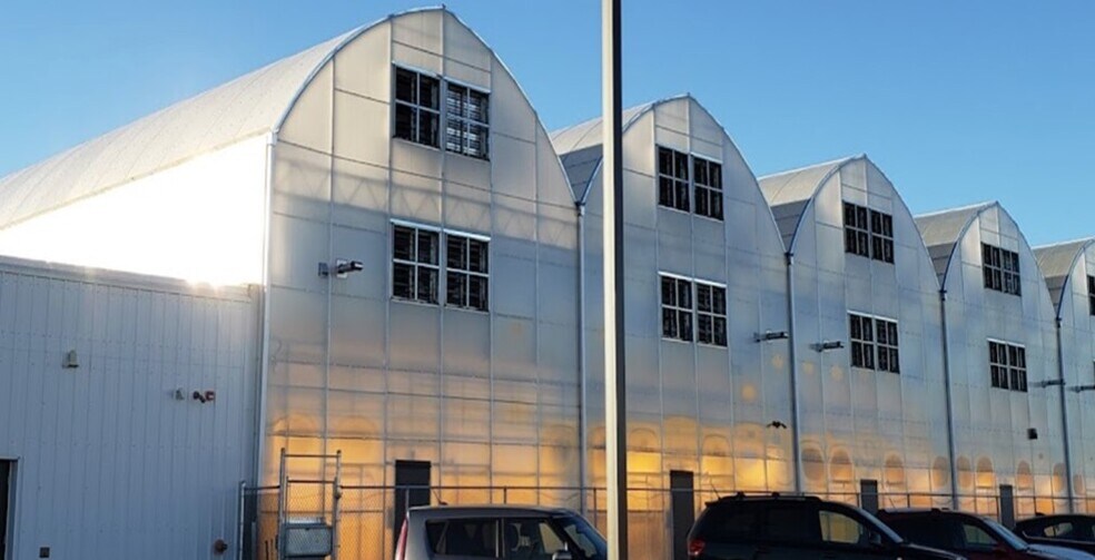 3905 5 St E, Claresholm, AB à vendre - Photo principale - Image 1 de 1