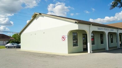 45 Alabama Rd, Lehigh Acres, FL à louer Photo intérieure- Image 2 de 13