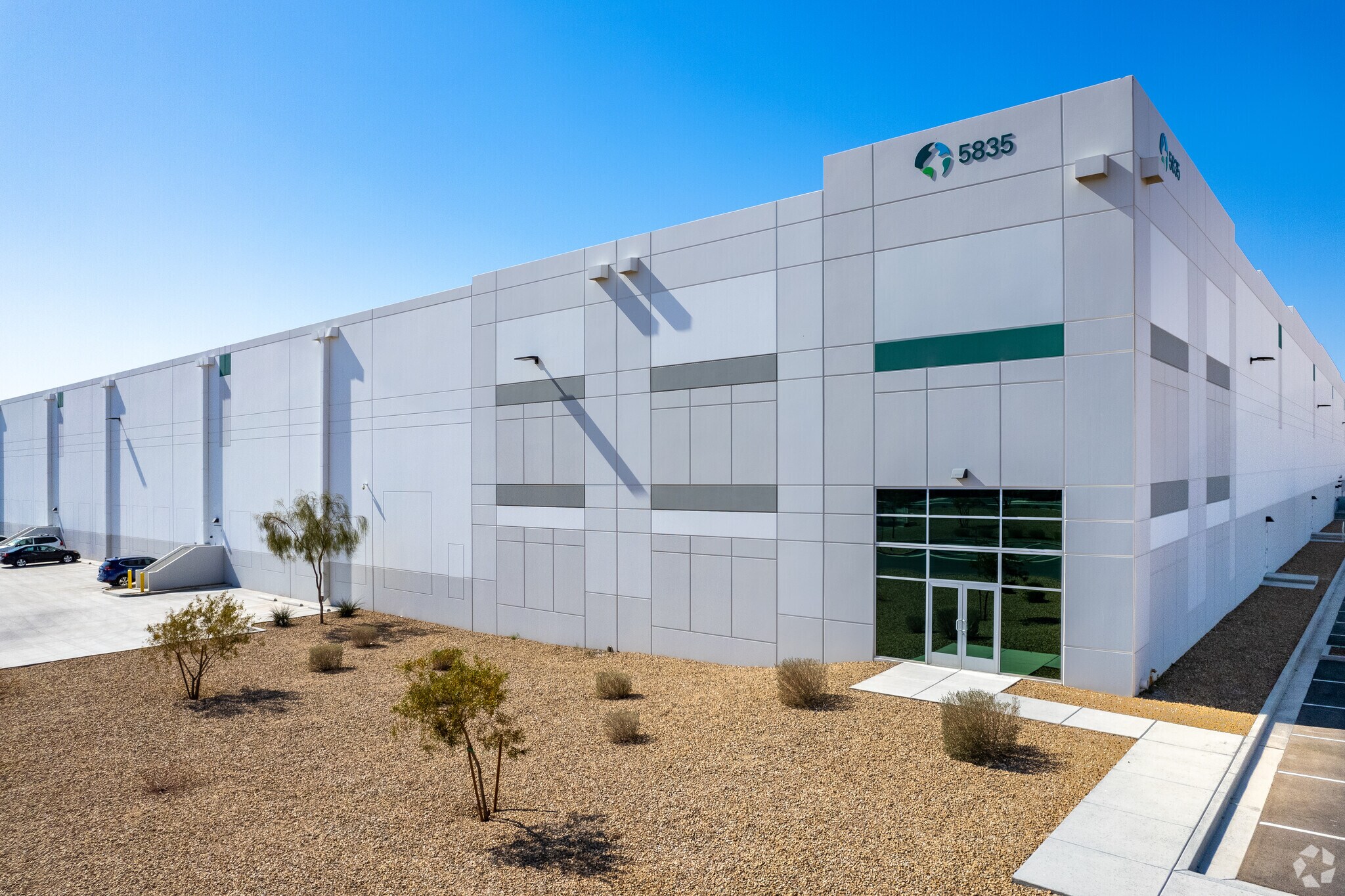 5835 E Ann Rd, Las Vegas, NV à louer Photo principale- Image 1 de 18