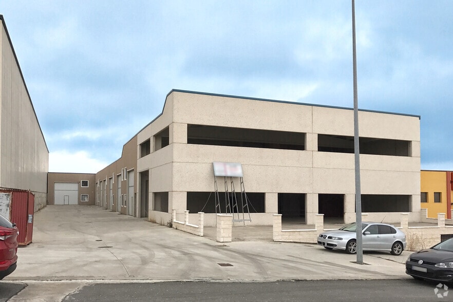Industrial in Ávila, Ávila for sale - Primary Photo - Image 1 of 4