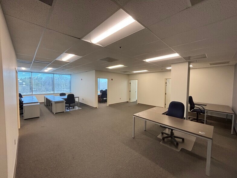 1801 Robert Fulton Dr, Reston, VA à louer - Photo du bâtiment - Image 3 de 18
