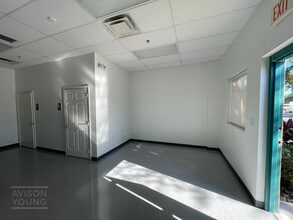 3506 St. Valentine Way, Orlando, FL for lease Interior Photo- Image 2 of 6