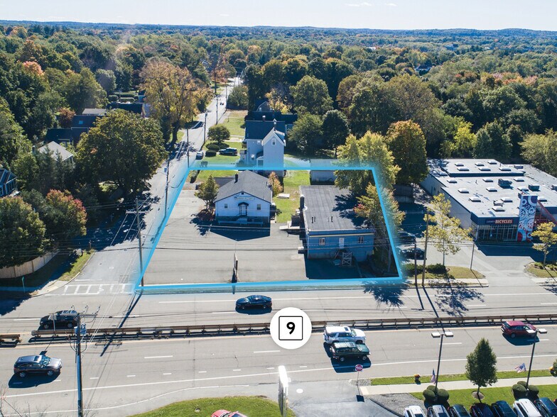 780 Worcester Street & 92 Park Ave portefeuille de 2 propriétés à vendre sur LoopNet.ca - Aérien - Image 3 de 6