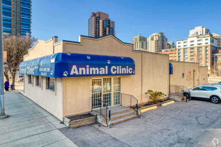 1016 9 Ave SW, Calgary, AB à vendre - Photo du bâtiment - Image 1 de 1