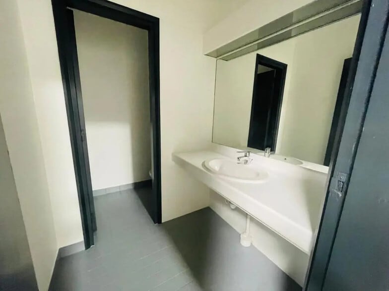 Industriel dans Ivry-sur-Seine à louer - Photo intérieure - Image 3 de 5