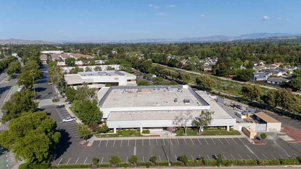5956-5964 W Las Positas Blvd, Pleasanton, CA for sale - Building Photo - Image 2 of 29
