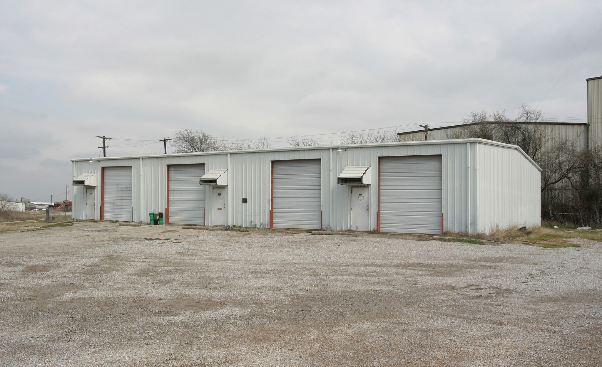 819-825 S 6th Ave, Mansfield, TX à vendre Photo principale- Image 1 de 2