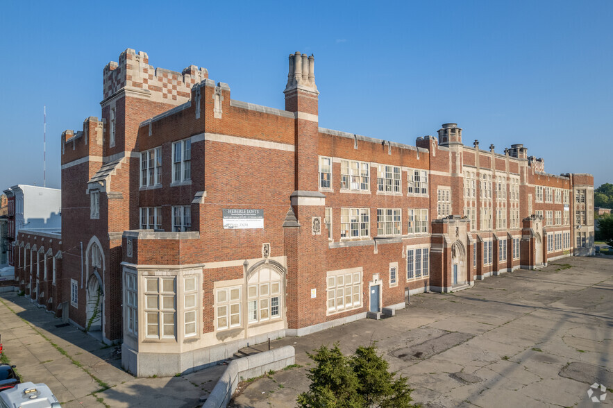 2015 Freeman Ave, Cincinnati, OH for sale - Primary Photo - Image 1 of 1