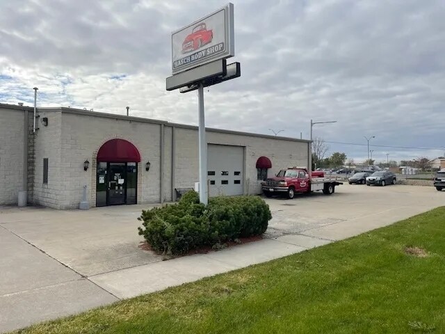 1302 E High St, Bryan, OH for sale Building Photo- Image 1 of 14