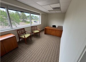 101 W County Line Rd, Littleton, CO for lease Interior Photo- Image 1 of 9