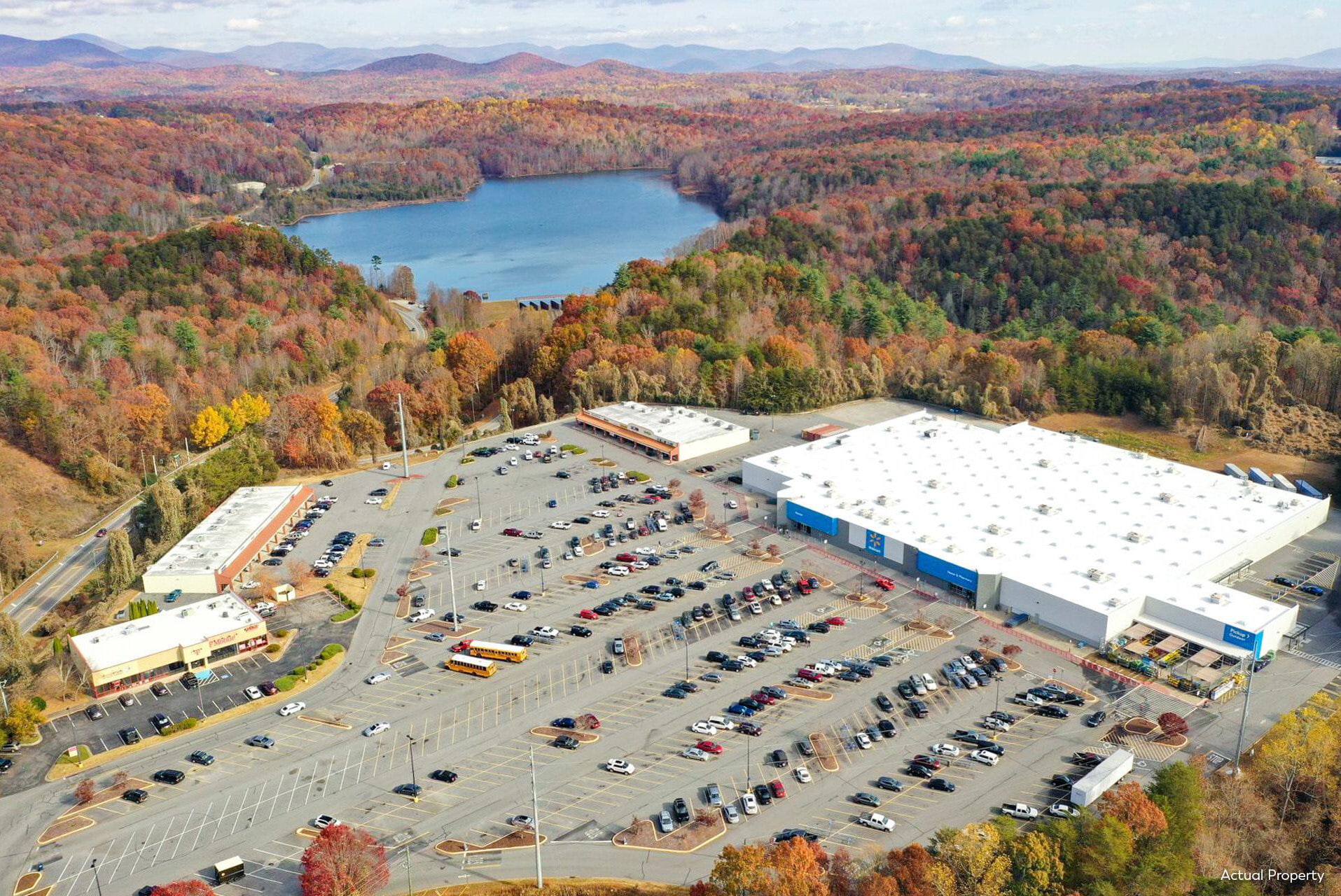400 Wal-Mart Way, Dahlonega, GA à louer Photo du bâtiment- Image 1 de 15