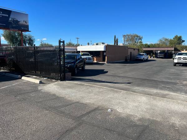 1802 S Craycroft Rd, Tucson, AZ for lease Building Photo- Image 1 of 18