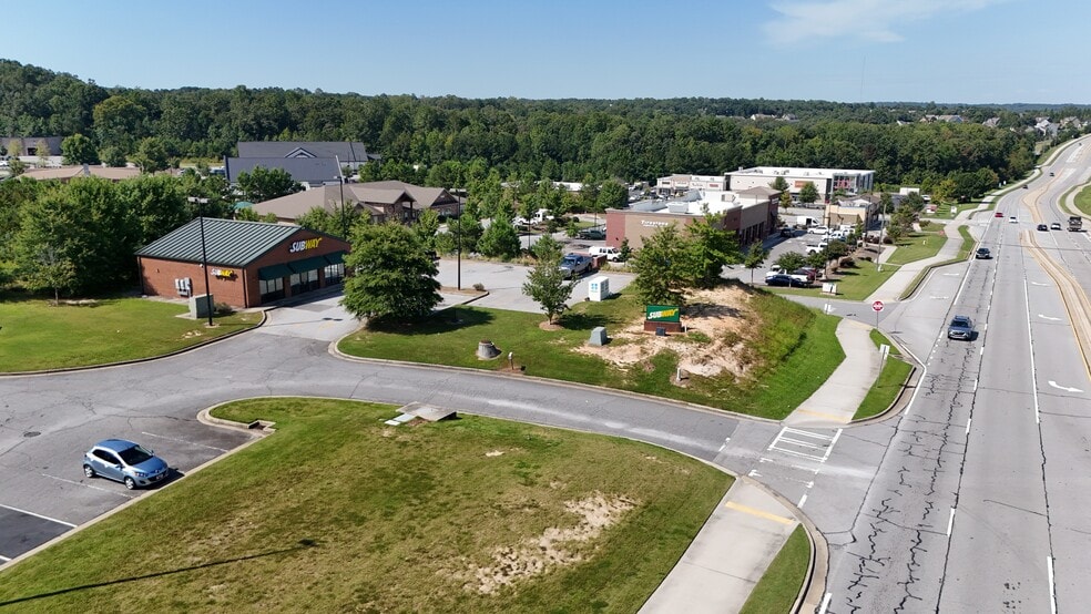 2120 Friendship Rd, Flowery Branch, GA for lease - Building Photo - Image 3 of 14