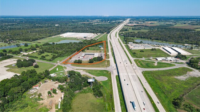 Plus de détails pour 5168 NE I 10 Frontage Rd, Sealy, TX - Commerce de détail à vendre