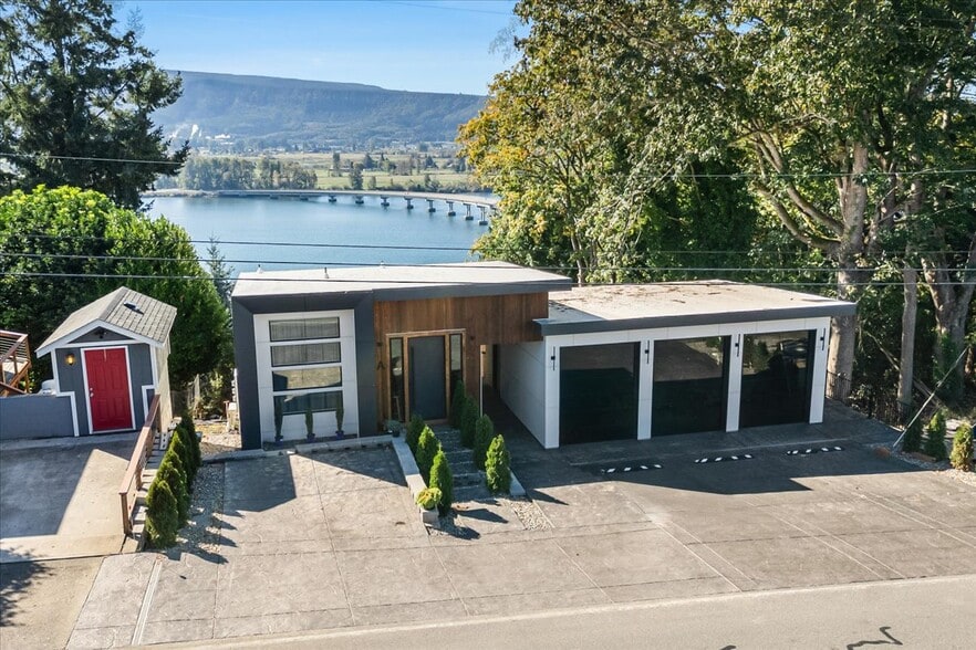 520 Columbia St, Cathlamet, WA for sale - Building Photo - Image 2 of 54