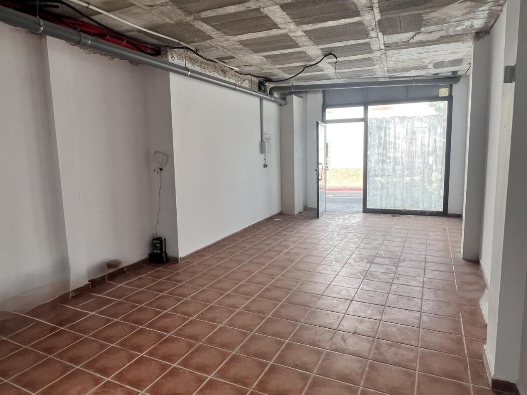 Malgrat de Mar, BAR 08380 - Unit Puerta L01 - - Interior Photo - Image 2 of 10