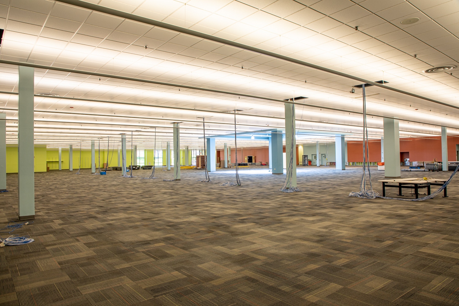 75 Northport Dr, Portland, ME for lease Interior Photo- Image 1 of 6