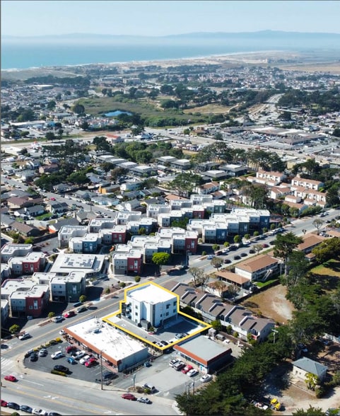 3108 Seacrest Ave, Marina, CA for sale - Building Photo - Image 3 of 19
