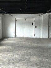 490 S Main St, Waterbury, CT à louer Photo intérieure- Image 2 de 3