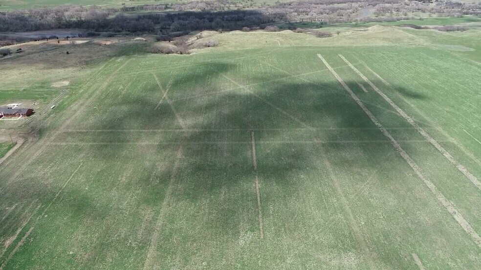 US Hwy 83, White River, SD à vendre - Vidéo sur l’inscription commerciale - Image 2 de 13