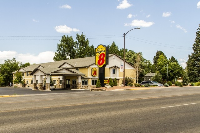 1705 E Main St, Montrose, CO for sale - Primary Photo - Image 1 of 1