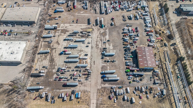 Plus de détails pour 29250 Osman Dr, Wixom, MI - Industriel à vendre