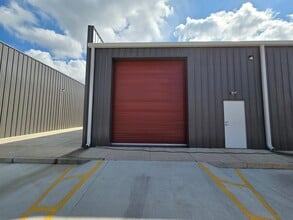 671 S Erwin St, Cartersville, GA à louer Photo intérieure- Image 2 de 19