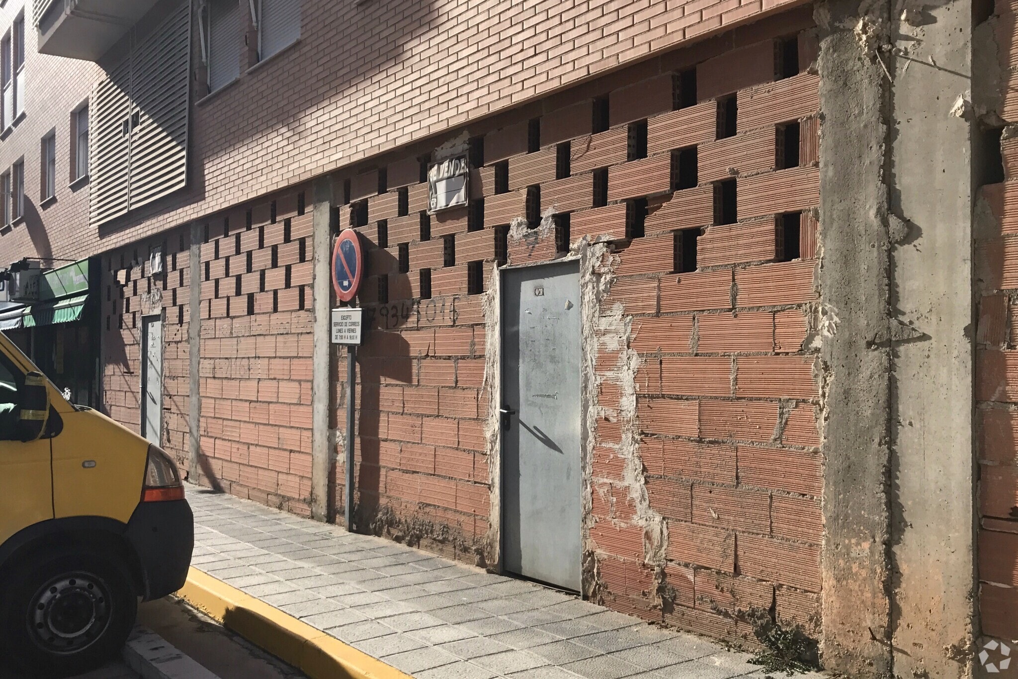 Calle Antonio Machado, 1, Cabanillas del Campo, Guadalajara for lease Interior Photo- Image 1 of 2