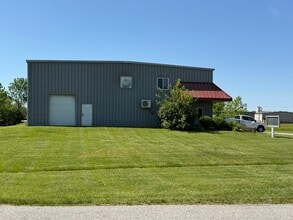 2214 St Joseph Industrial Park Dr, Evansville, IN for lease Building Photo- Image 1 of 20
