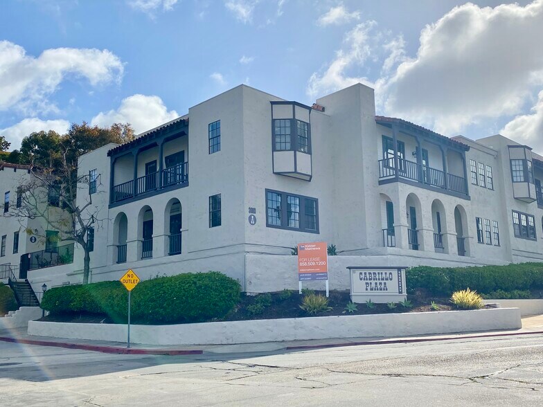 3990 Old Town Ave, San Diego, CA à louer - Photo du bâtiment - Image 1 de 9