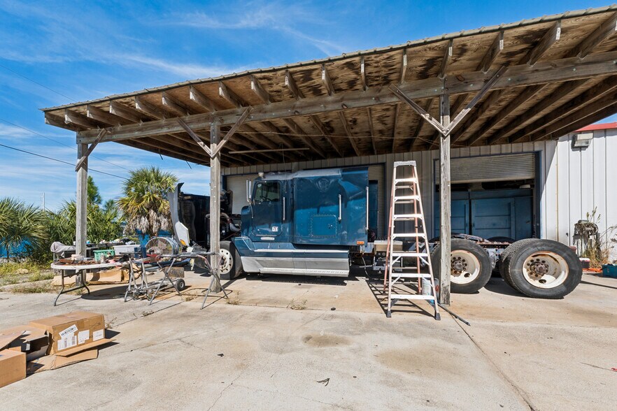 1304 W 19th St, Panama City, FL for sale - Building Photo - Image 2 of 18