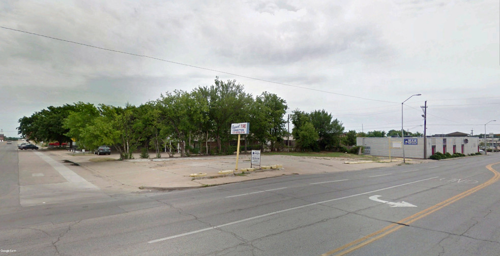 202-206 11th St, Lawton, OK for sale - Building Photo - Image 2 of 2