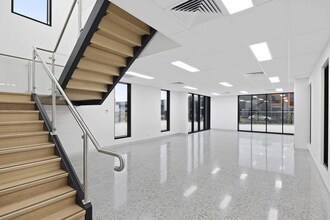 36 Naxos Way, Keysborough à louer Photo intérieure- Image 2 de 5
