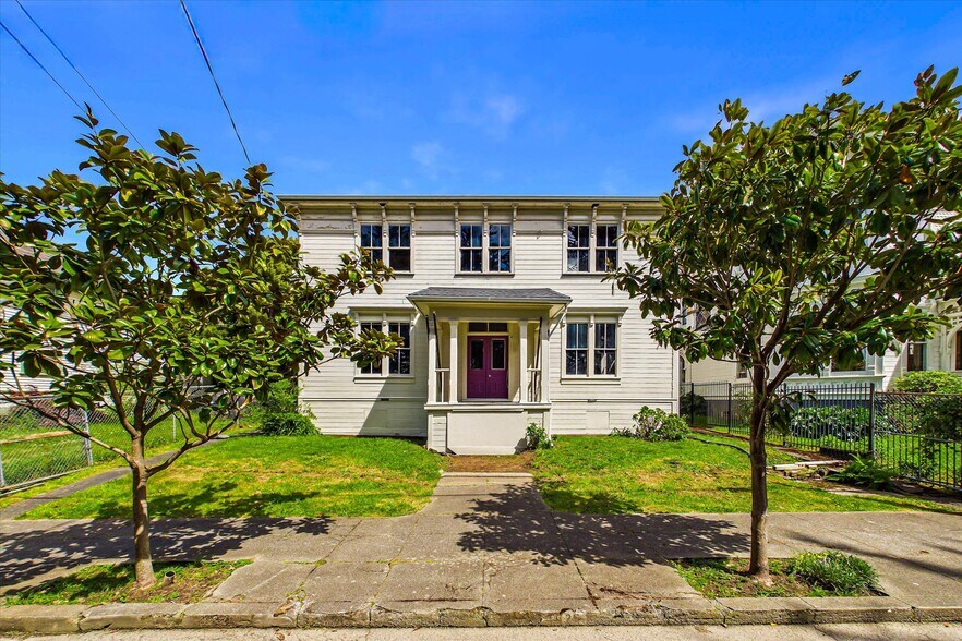 1625 G St, Eureka, CA à vendre - Photo du bâtiment - Image 2 de 57
