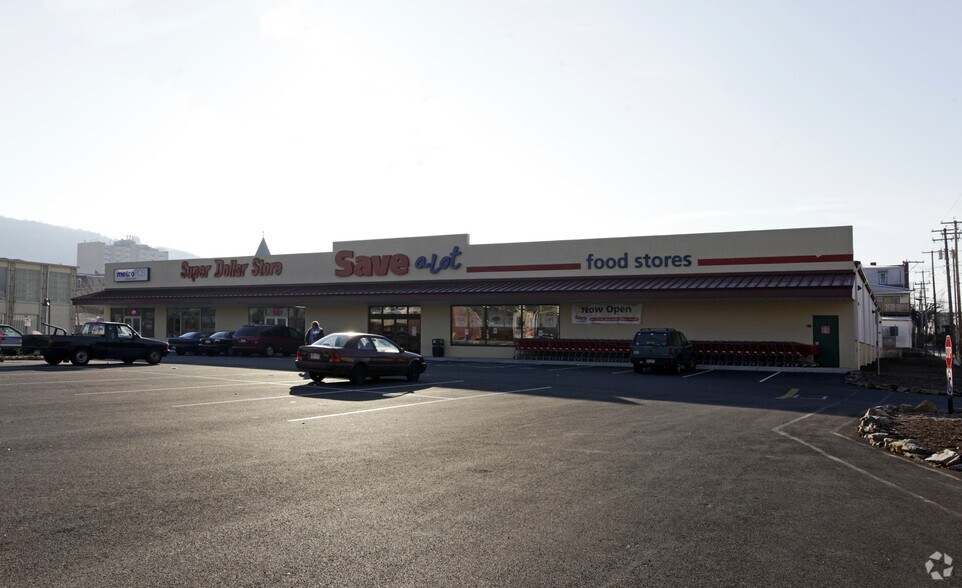 800 Oley St, Reading, PA à vendre - Photo du bâtiment - Image 2 de 5