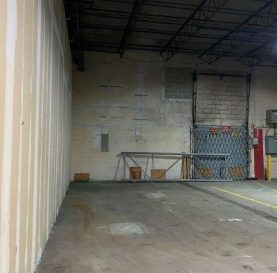 2845 W 48th Pl, Chicago, IL for lease Interior Photo- Image 1 of 5