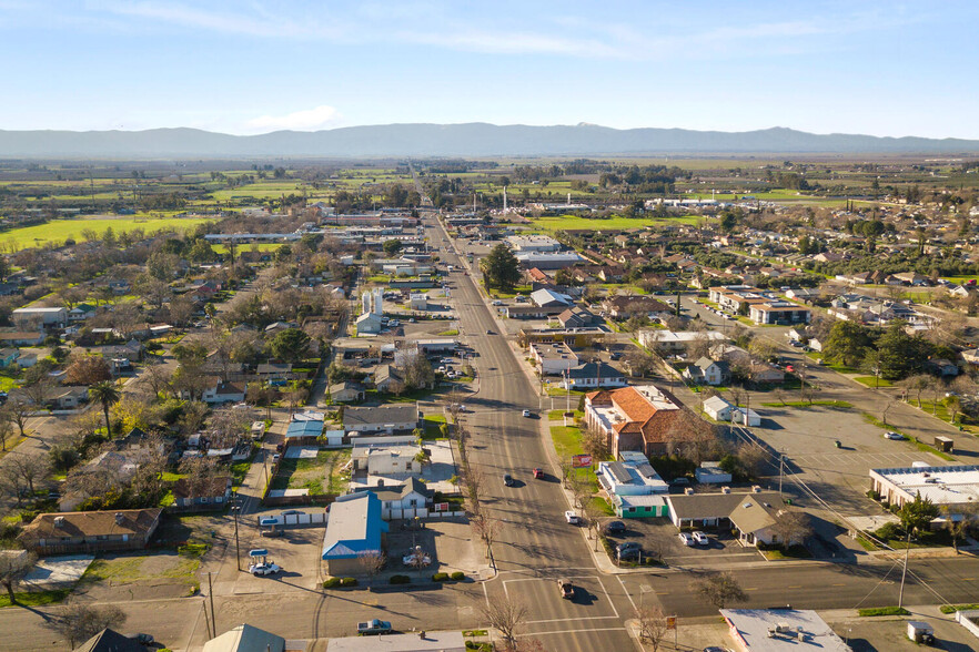 1621 Solano St, Corning, CA à vendre - Photo du bâtiment - Image 1 de 1