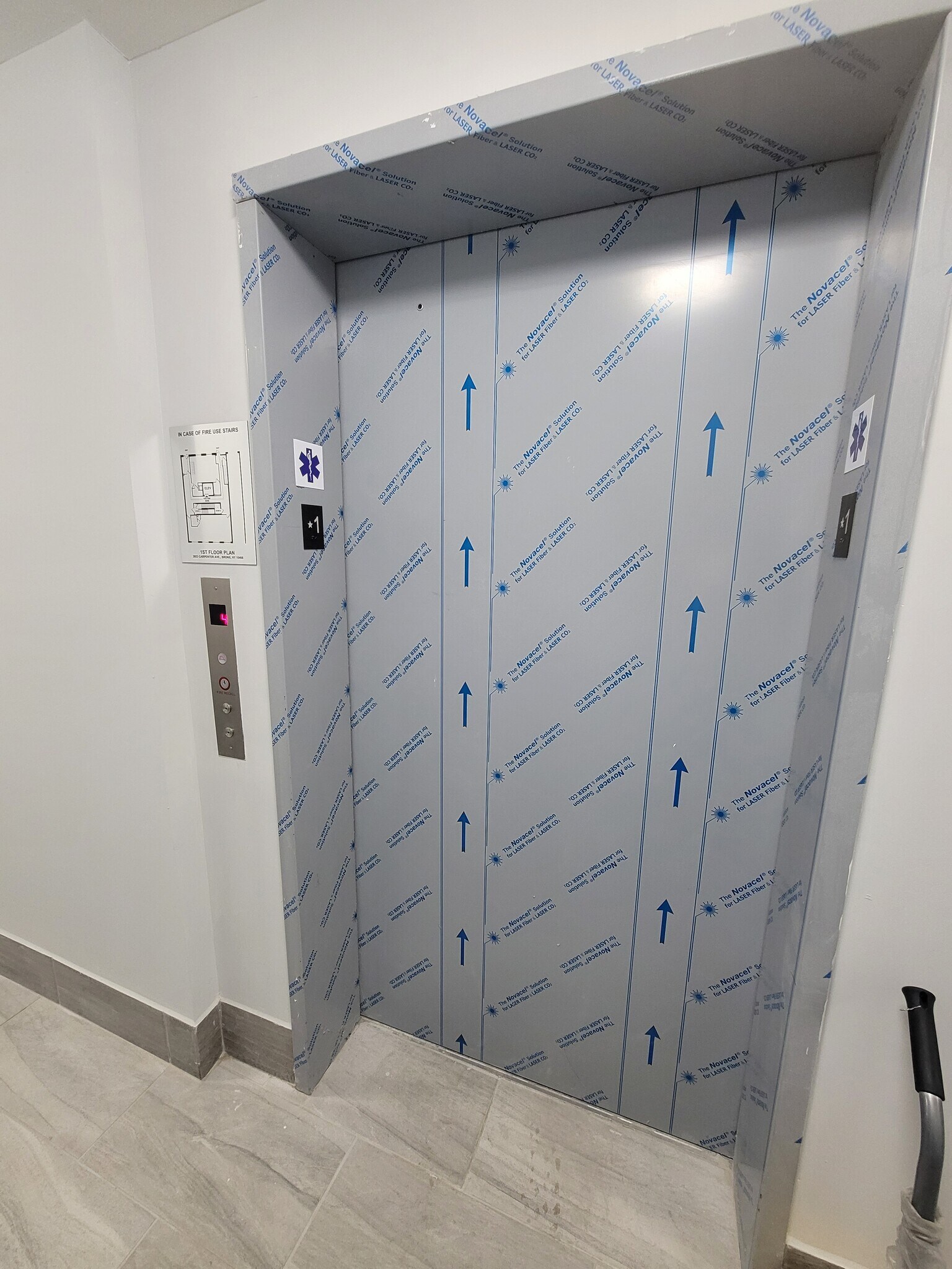 3923 Carpenter Ave, Bronx, NY à louer Photo principale- Image 1 de 3