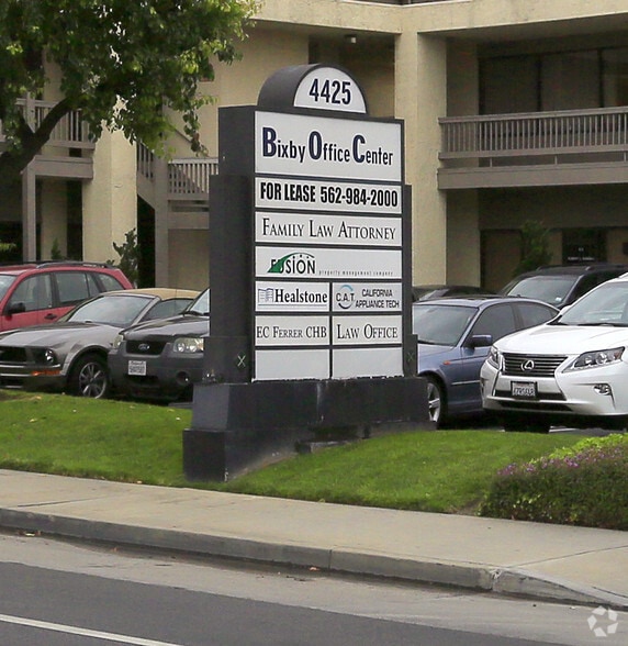 4425 Atlantic Ave, Long Beach, CA for lease - Building Photo - Image 3 of 14