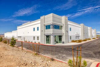 Plus de détails pour 915 E Dale Ave, Henderson, NV - Industriel à vendre