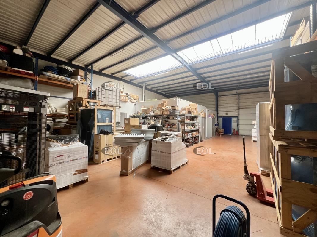 Office in Villepinte for lease Interior Photo- Image 1 of 8