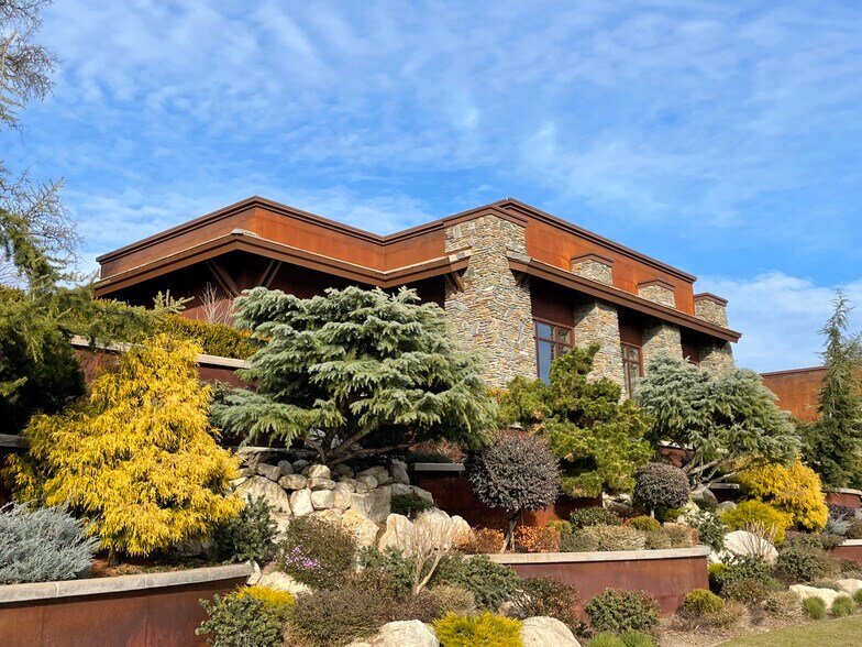 8505 Berg St, Granite Bay, CA à louer - Photo du bâtiment - Image 3 de 7