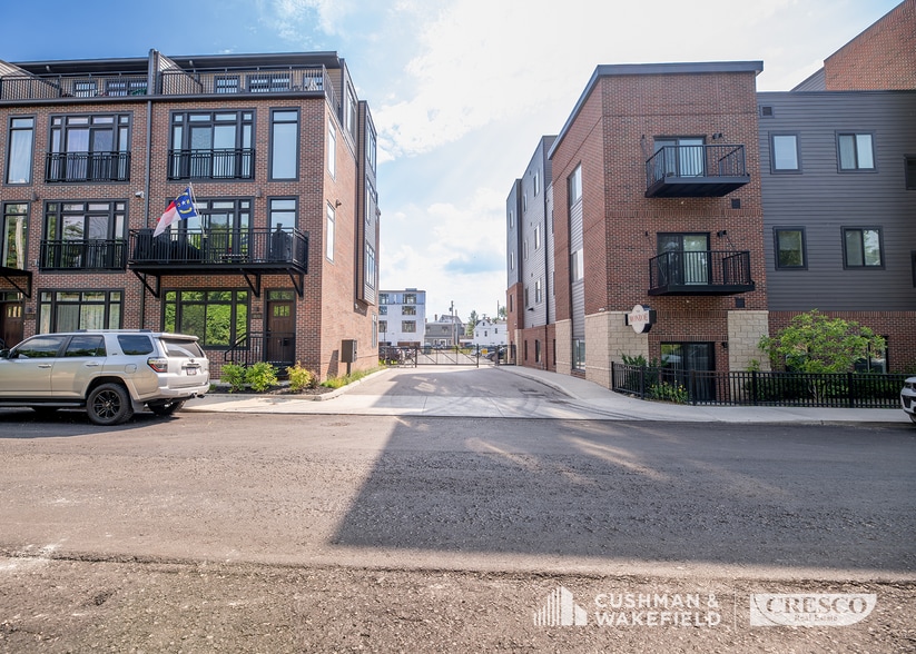 1862 E 123rd St, Cleveland, OH for sale - Building Photo - Image 3 of 26