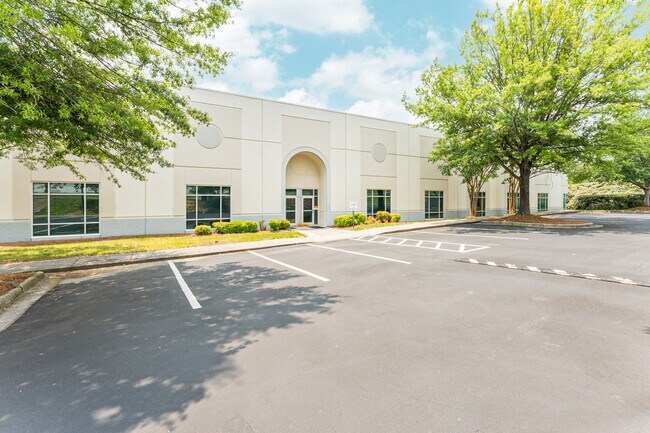 More details for 4336 Federal Dr, Greensboro, NC - Industrial for Lease