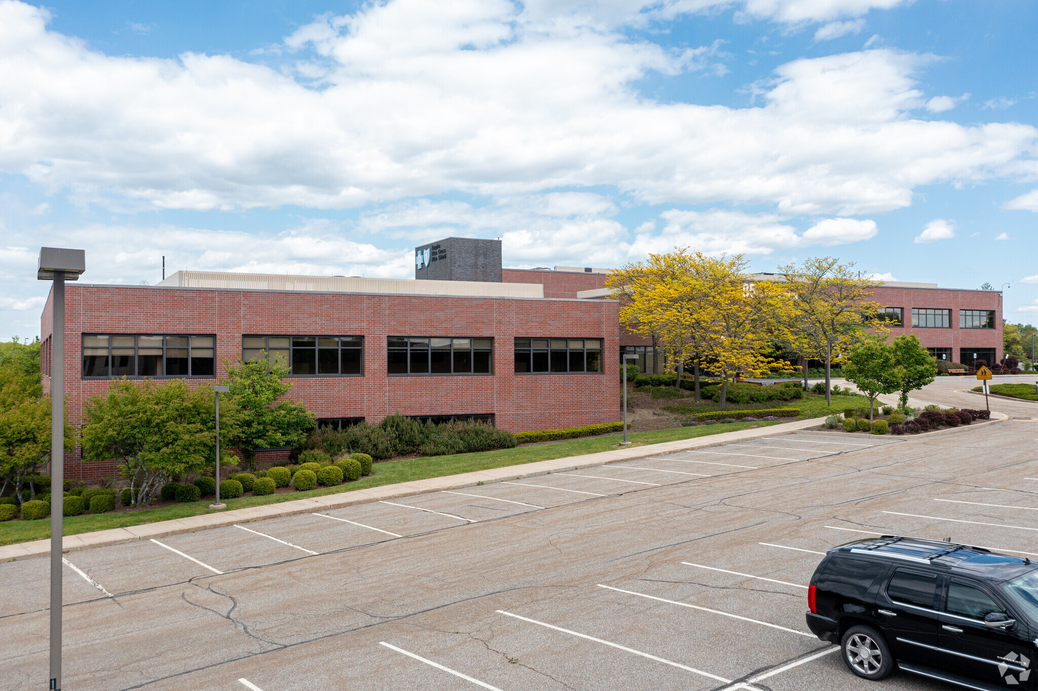 85 Crystal Run Rd, Middletown, NY for lease Building Photo- Image 1 of 28