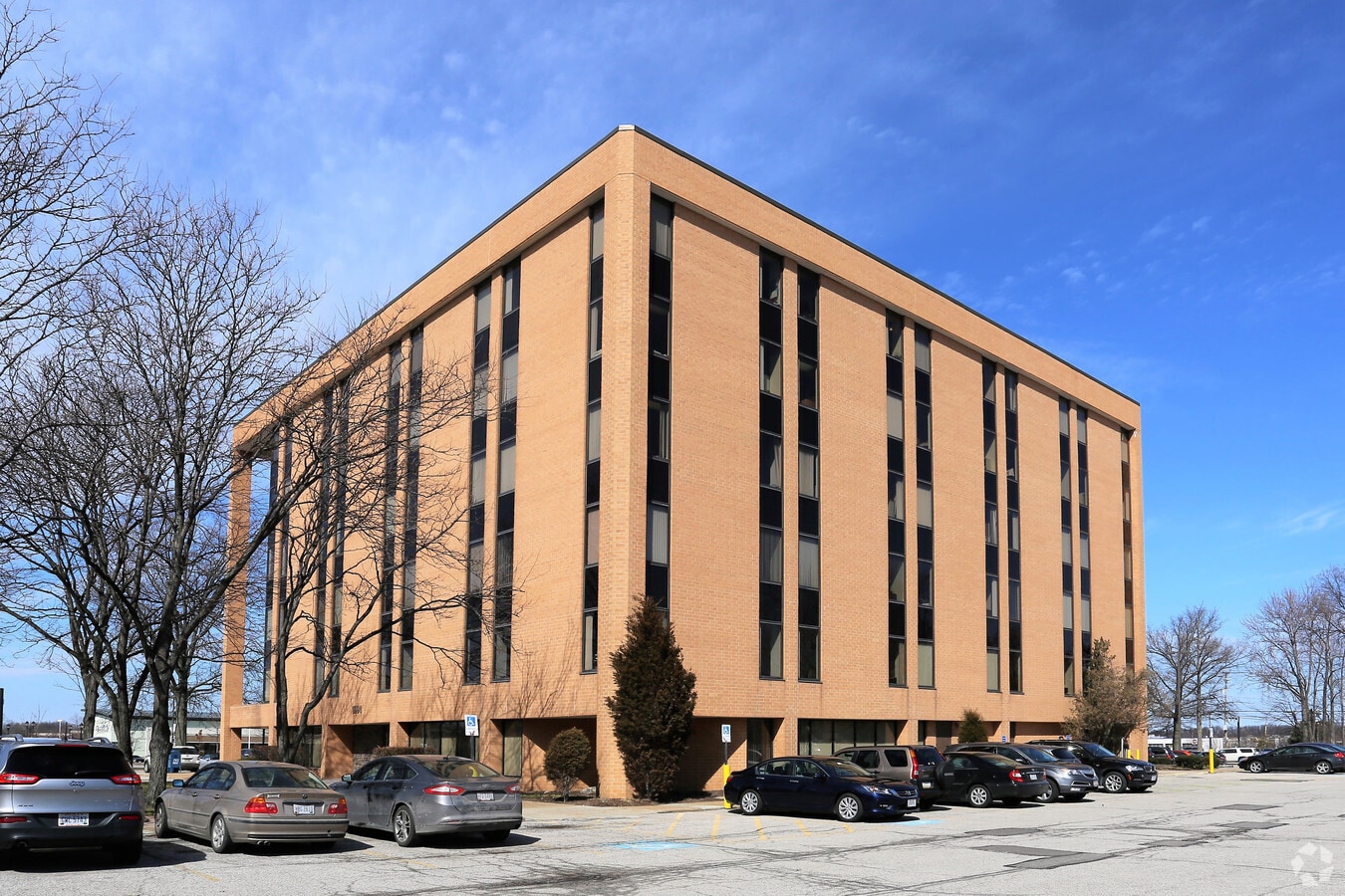 1991 Crocker Rd, Westlake, OH à louer Photo principale- Image 1 de 2