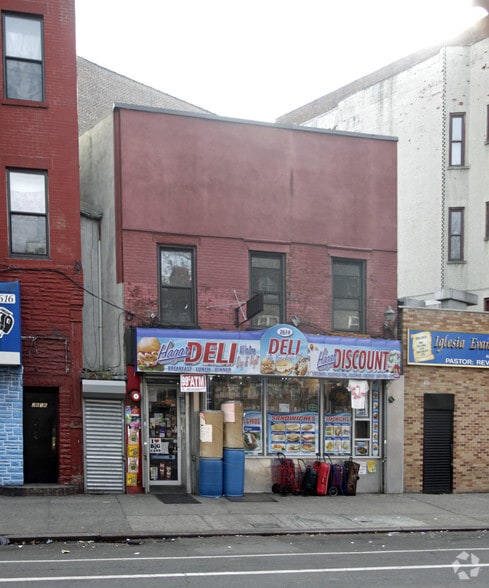 2614 3rd Ave, Bronx, NY à vendre - Photo du bâtiment - Image 2 de 2