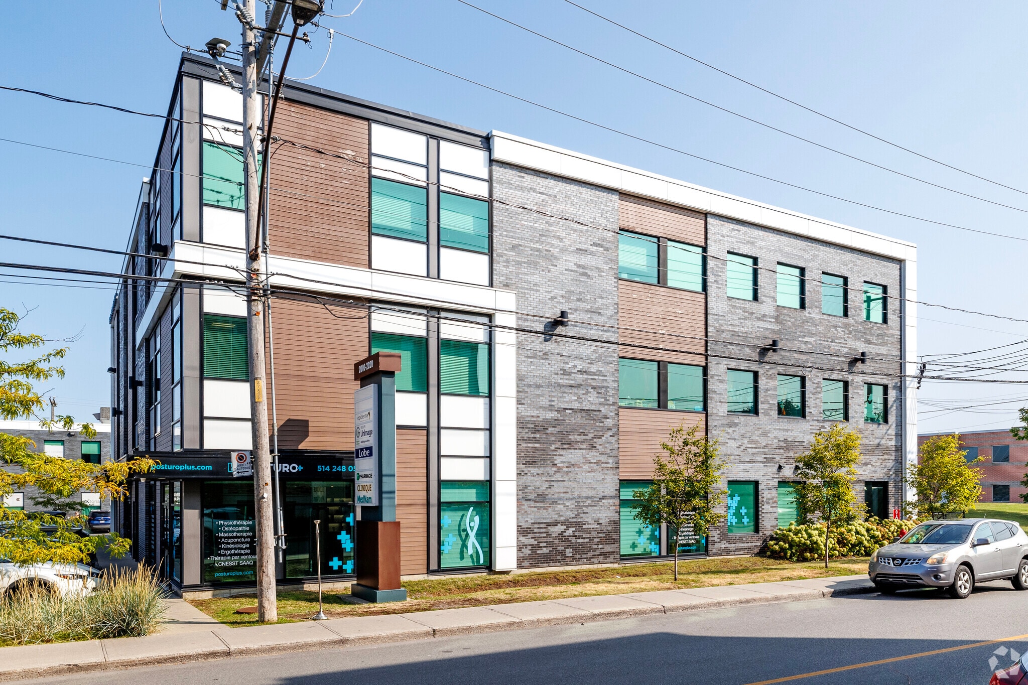 2000-2020 Rue Notre-Dame, Montréal, QC for lease Primary Photo- Image 1 of 4